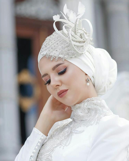 مدل‌های کلاه توربان زنانه سفید برای عروس