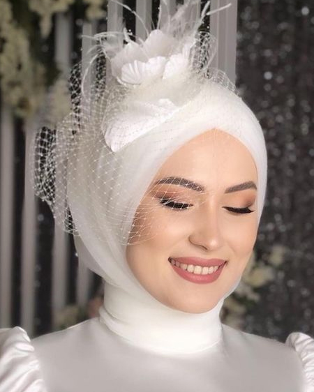 کلاه توربان سفید برای عروس