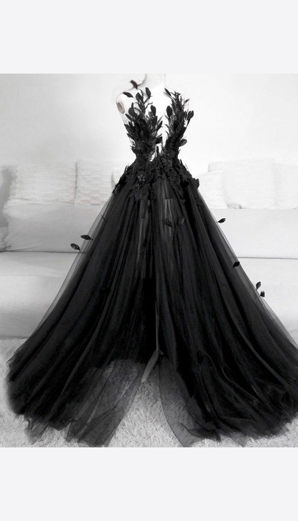 لباس عروس سیاه با طراحی لطیف و زیبا