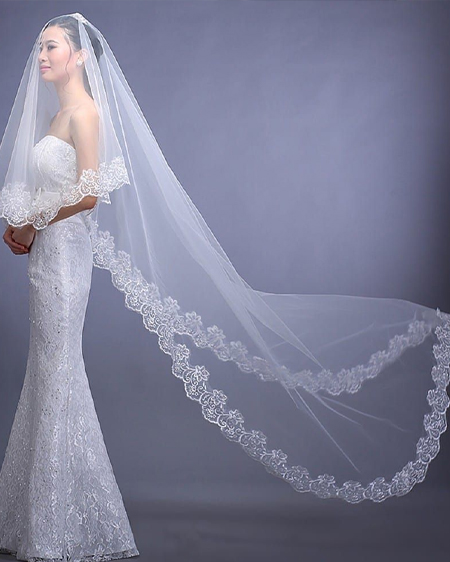 مدل تور عروس دنباله دار با حاشیه دانتل ظریف