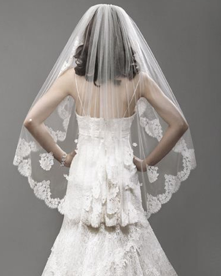 مدل شیک تور کوتاه عروس با پارچه دانتل